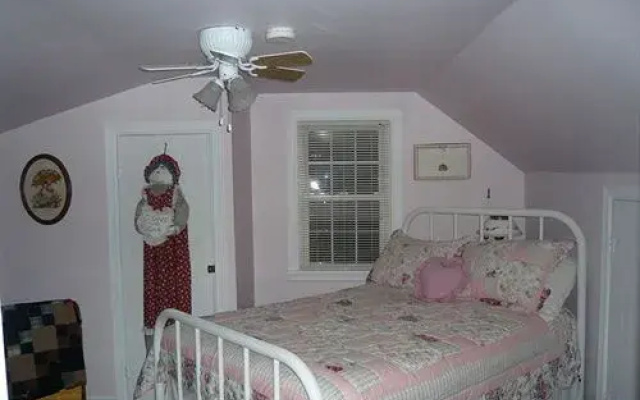 photo 2 of Schaefers Bed & Breakfast