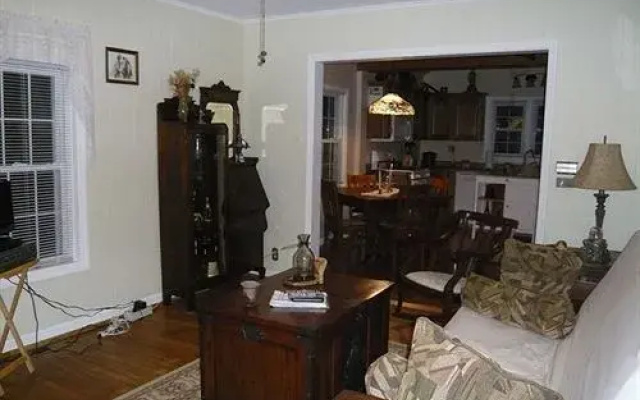 photo 5 of Schaefers Bed & Breakfast