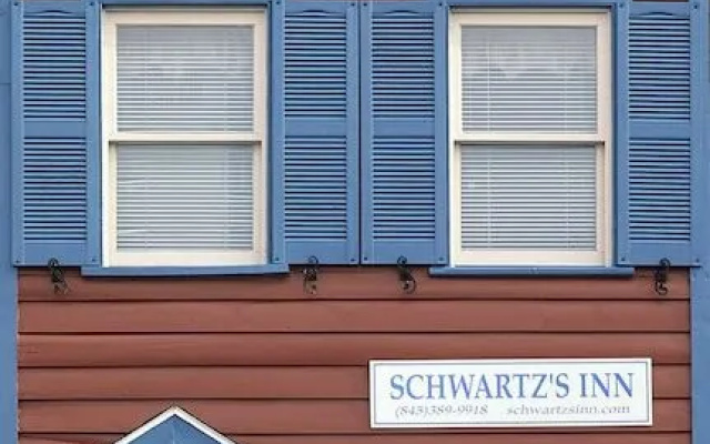 photo 5 of Schwartz's Inn