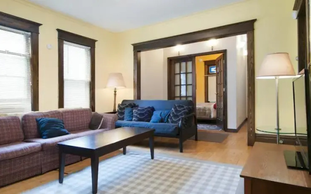 photo 2 of Scott & Jenna Shortstay - Loft Studio Minneapolis