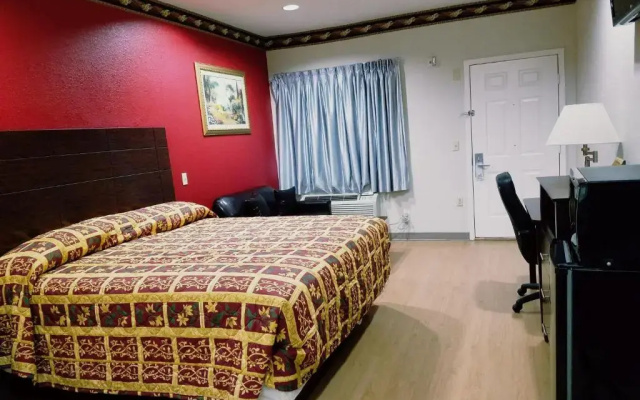 photo 4 of Scott Inn Suites - Downtown Houston