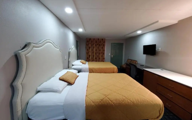 photo 2 of Scottish Inns & Suites