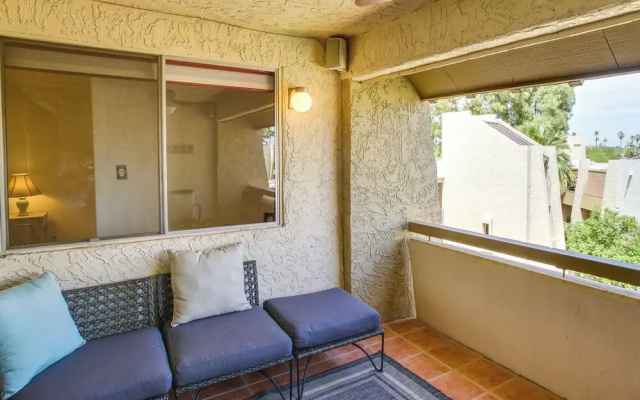 photo 5 of Scottsdale Condo w/ Pool, 1 Mi to Old Town!
