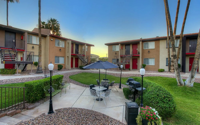 photo 4 of Scottsdale Park Suites