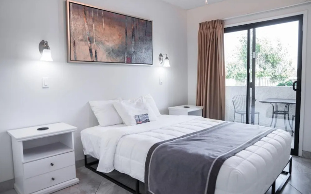 photo 2 of 105 Fully Furnished 1BR Suite-Outdoor Pool! by RedAwning
