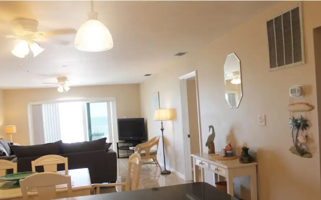 photo 3 of Sea Breeze 303 Apartment