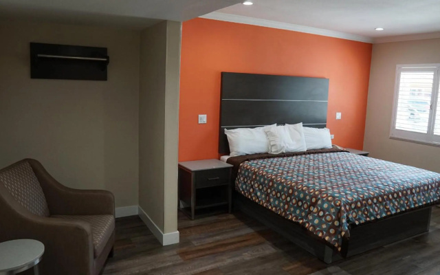 photo 3 of Sea Breeze Inn - LAX Airport, Los Angeles