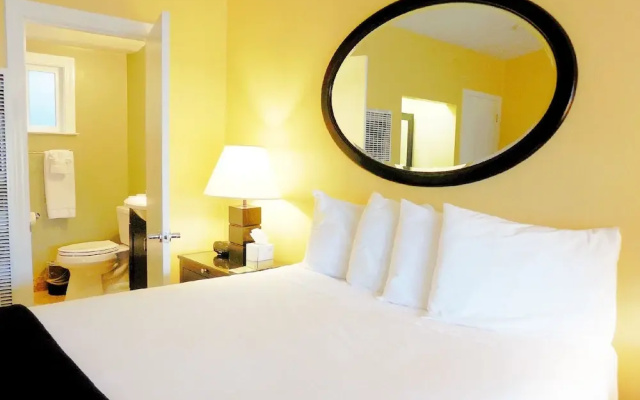 photo 4 of Sea Breeze Inn & Lodge