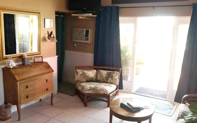 photo 4 of Sea Breeze Manor Inn