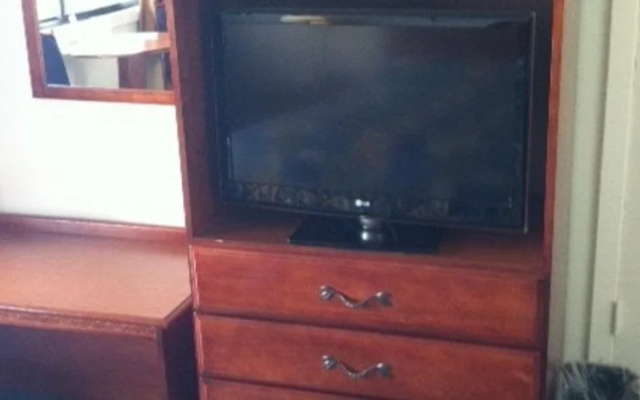 photo 3 of Sea Breeze Motel