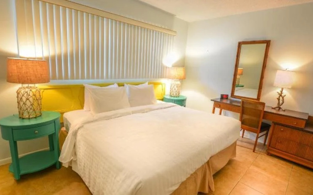photo 4 of Sea Cliff Motel