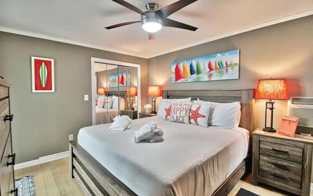 photo 5 of Sea Esta At Sunvillas 2 Bedroom Condo by Redawning