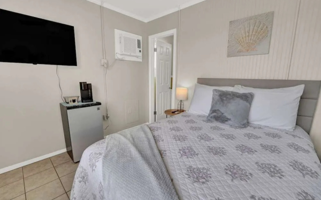 photo 2 of Sea Foam Suites