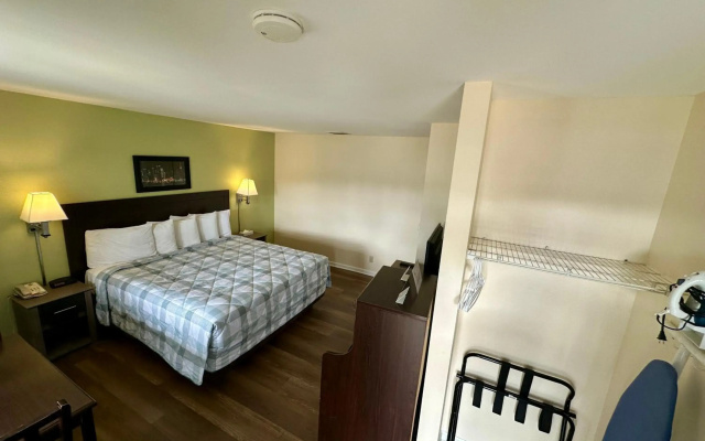 photo 4 of Sea Girt Lodge