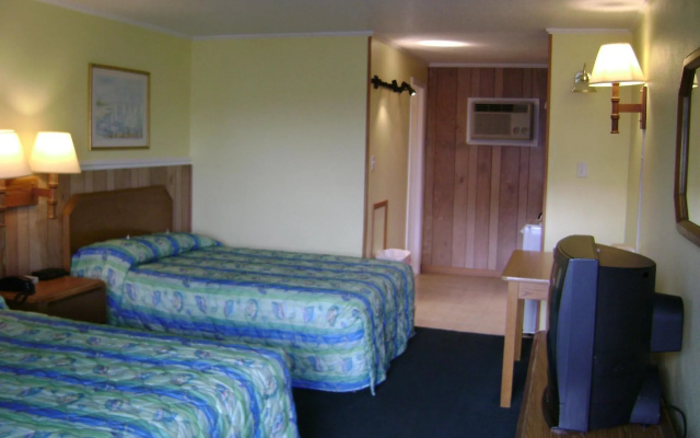 photo 2 of Sea Hawk Motel