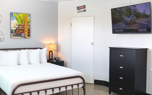 photo 5 of Sea Jay Motel & Marina