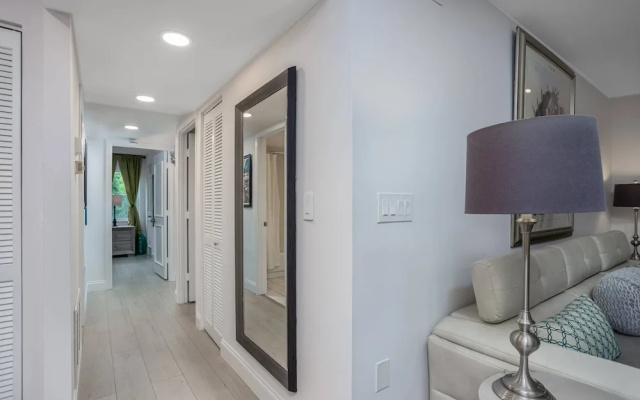 photo 4 of Sea La Vie Villa With Tropical Views