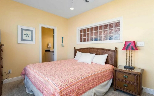 photo 5 of Sea Monster East by Meyer Vacation Rentals