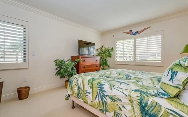 photo 5 of Sea Oats 217 2 Bedroom Home by RedAwning