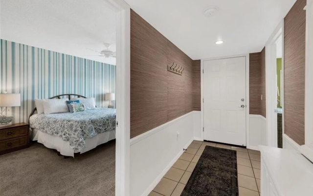 photo 2 of Sea Oats 335 2 Bedroom Condo by RedAwning