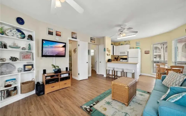 photo 2 of Sea Rocket 29 - One Bedroom Condo