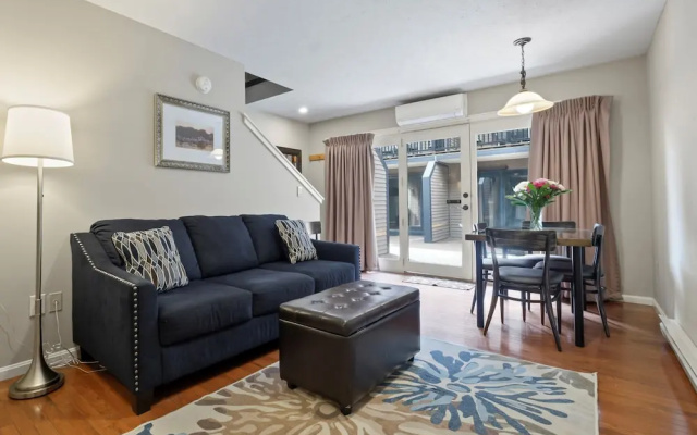 photo 2 of Sea Rose Suites