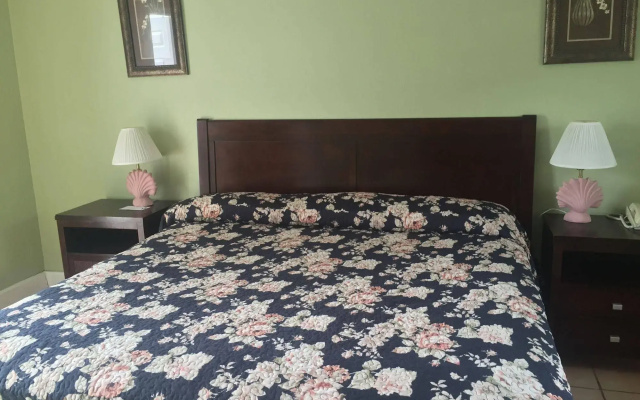 photo 3 of Sea Shell Motel