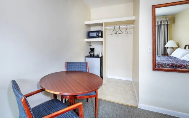 photo 2 of Sea Spiral Suites