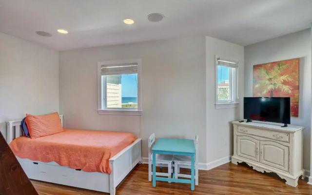 photo 5 of Sea Tranquility by Sea Scape Properties
