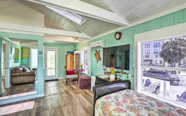 photo 2 of 'sea Turtle Suite' Condo w/ Clearwater Beach Views