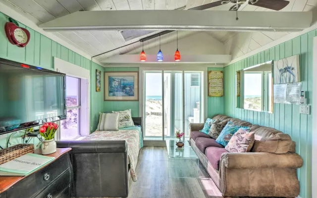 photo 5 of 'sea Turtle Suite' Condo w/ Clearwater Beach Views