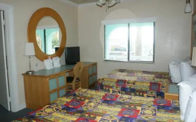 photo 4 of Sea Vista Resort And Tiki Bar