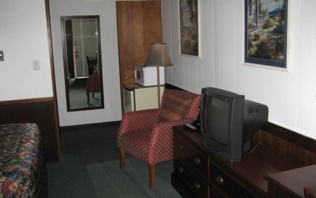 photo 4 of Sea Whale Motel