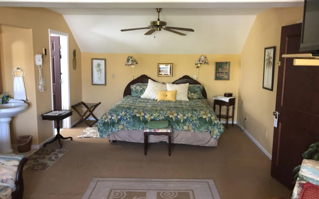 photo 3 of Seabreeze Manor Inn
