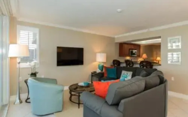 photo 3 of Beautiful Condo with Breathtaking Sunset Views by RedAwning
