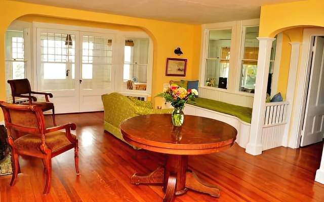photo 5 of Sealight - Six Bedroom Home