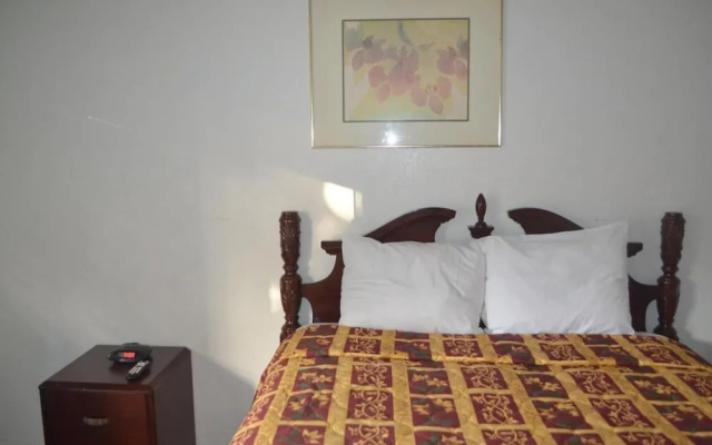 photo 3 of Searle Motel