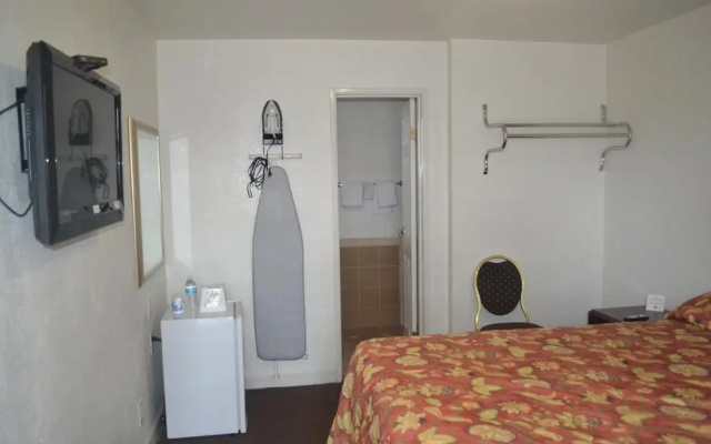 photo 4 of Searle Motel