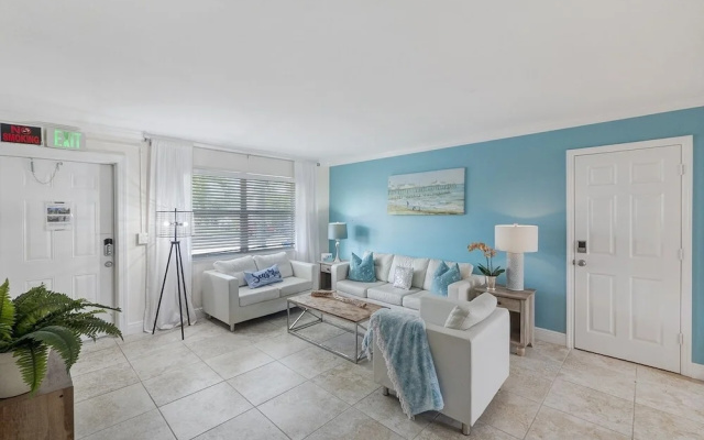 photo 4 of Seas The Day 2 - Newly Renovated 2br On Singer Island 2 Bedroom Duplex