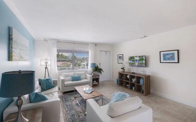 photo 3 of Seas The Day 3 - 2br Beach On Singer Island 2 Bedroom Duplex