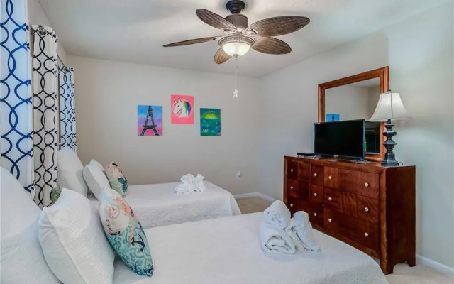 photo 4 of Seashell 19 - Two Bedroom Condo
