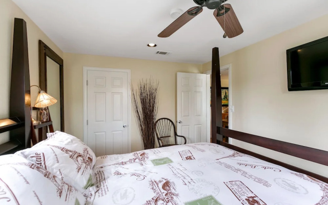 photo 4 of Seashore Bungalow in Carlsbad by RedAwning