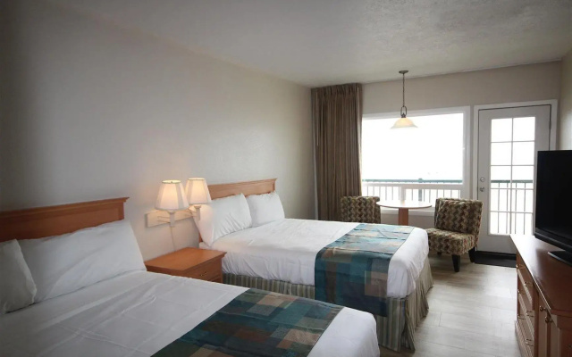 photo 2 of Seashore Inn on the Beach