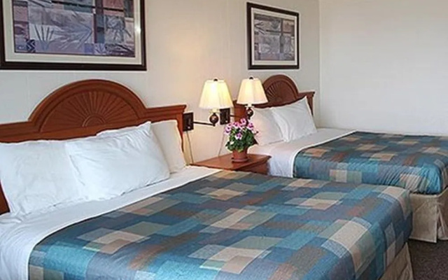 photo 4 of Seashore Inn on the Beach