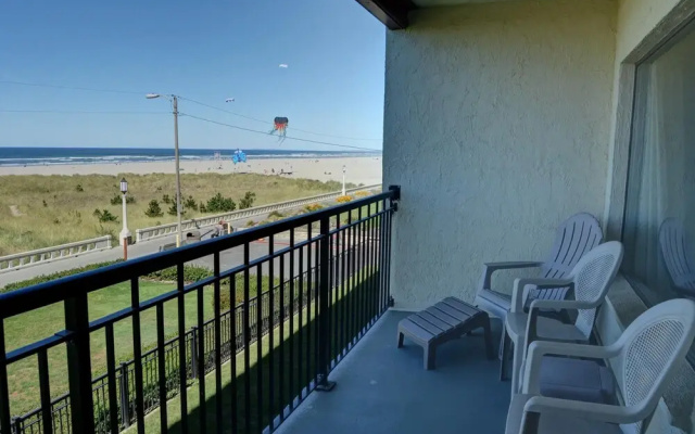 photo 4 of Seaside Beach Club 204