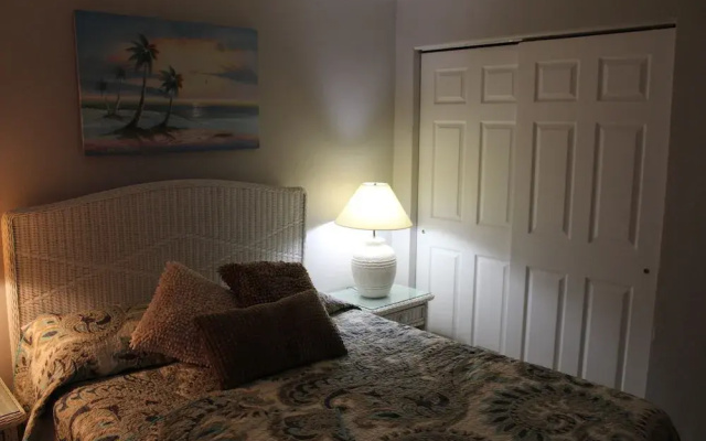 photo 3 of Seaside Hideaway 1 Bedroom Condo