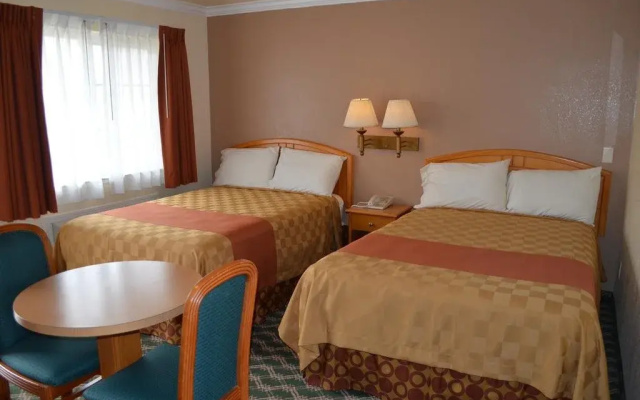 photo 5 of Seaside Inn