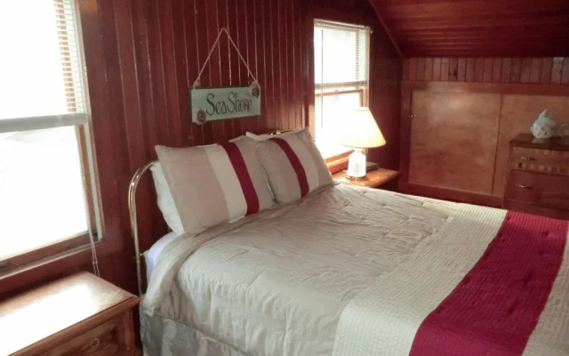 photo 4 of Seaside Manor