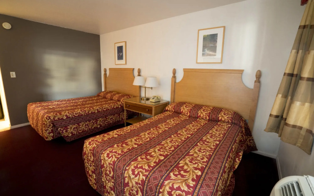 photo 2 of Seatac Inn