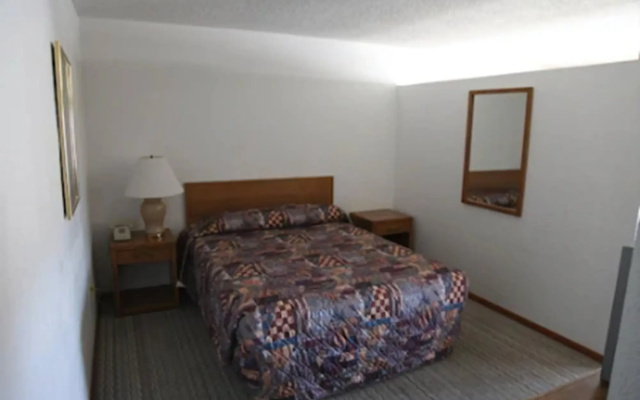 photo 5 of Seatac Inn